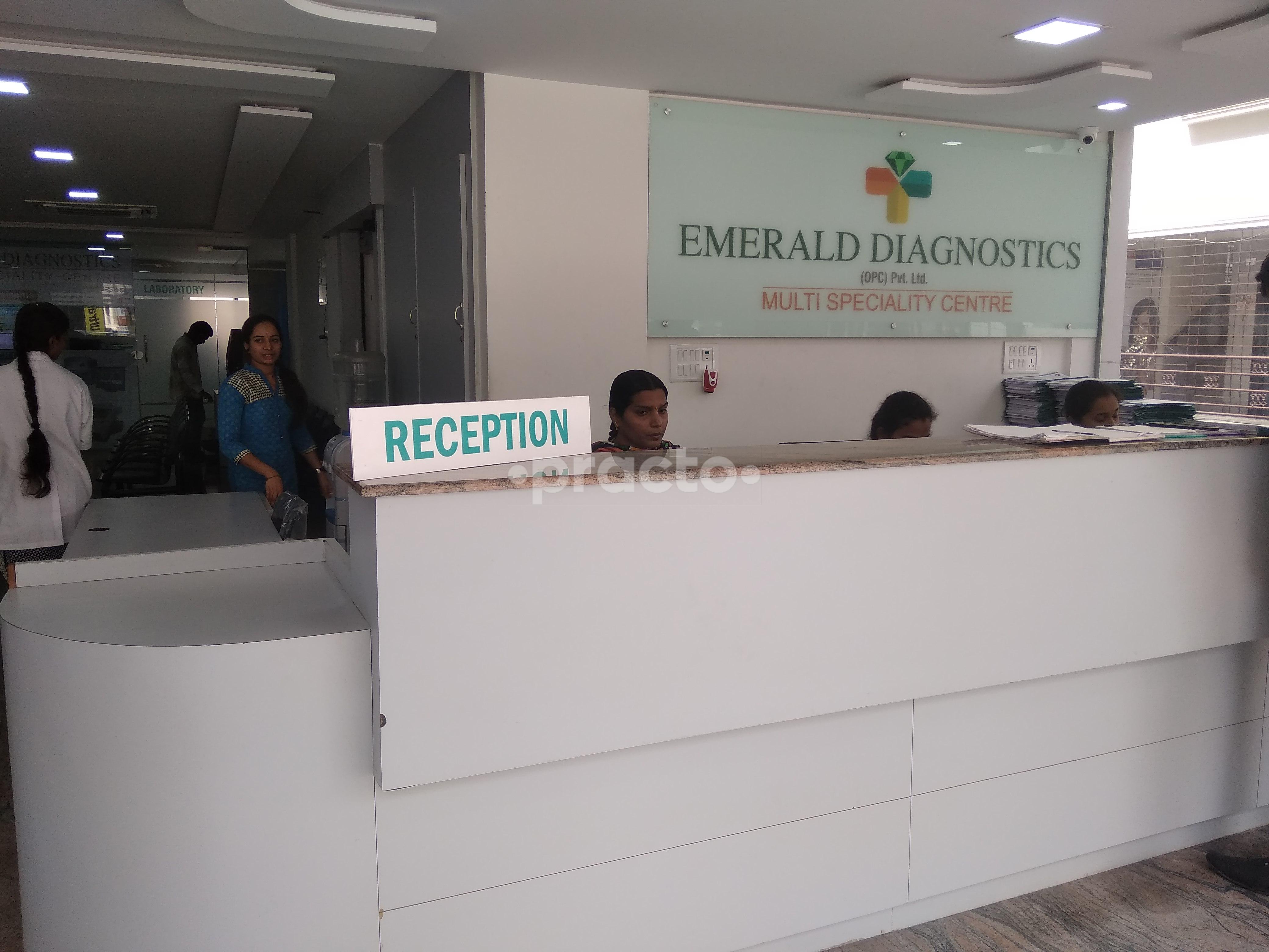 Reception at Emerald Diagnostics and Multispeciality Centre Padmanabhanagar Bangalore