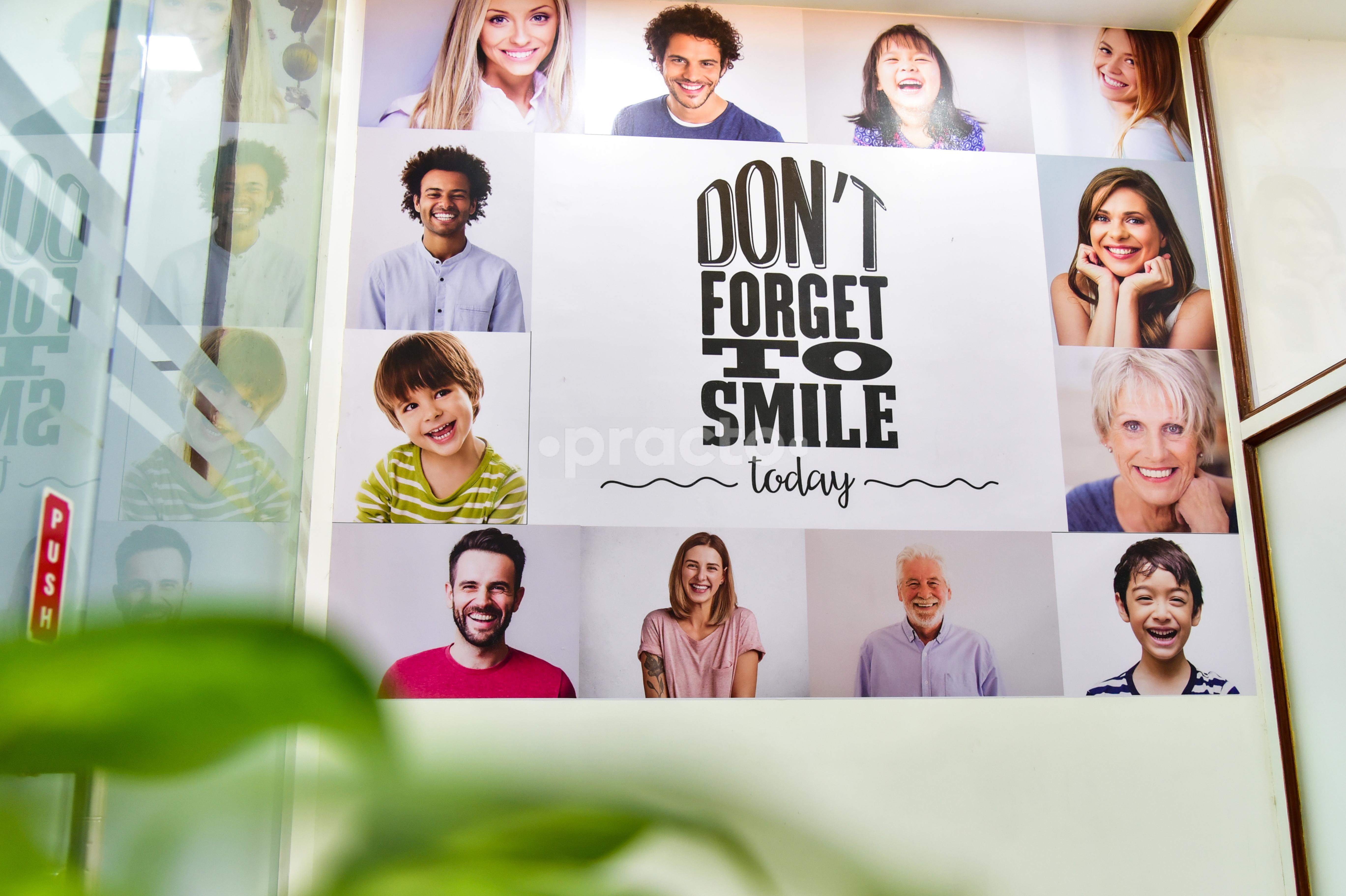 Reception Area at Dr Manasi's Dental Clinic And Orthodontic Center Kalyan Thane
