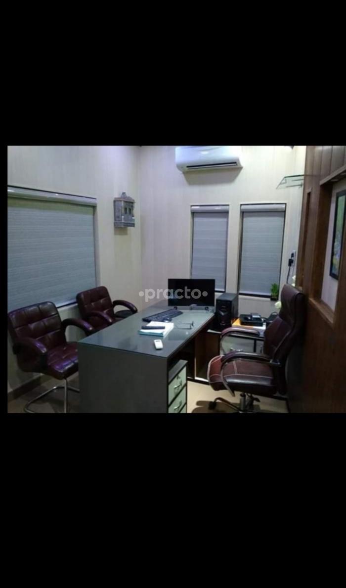 Consultation Room at Bliss Gynae Clinic Delhi Gate Agra