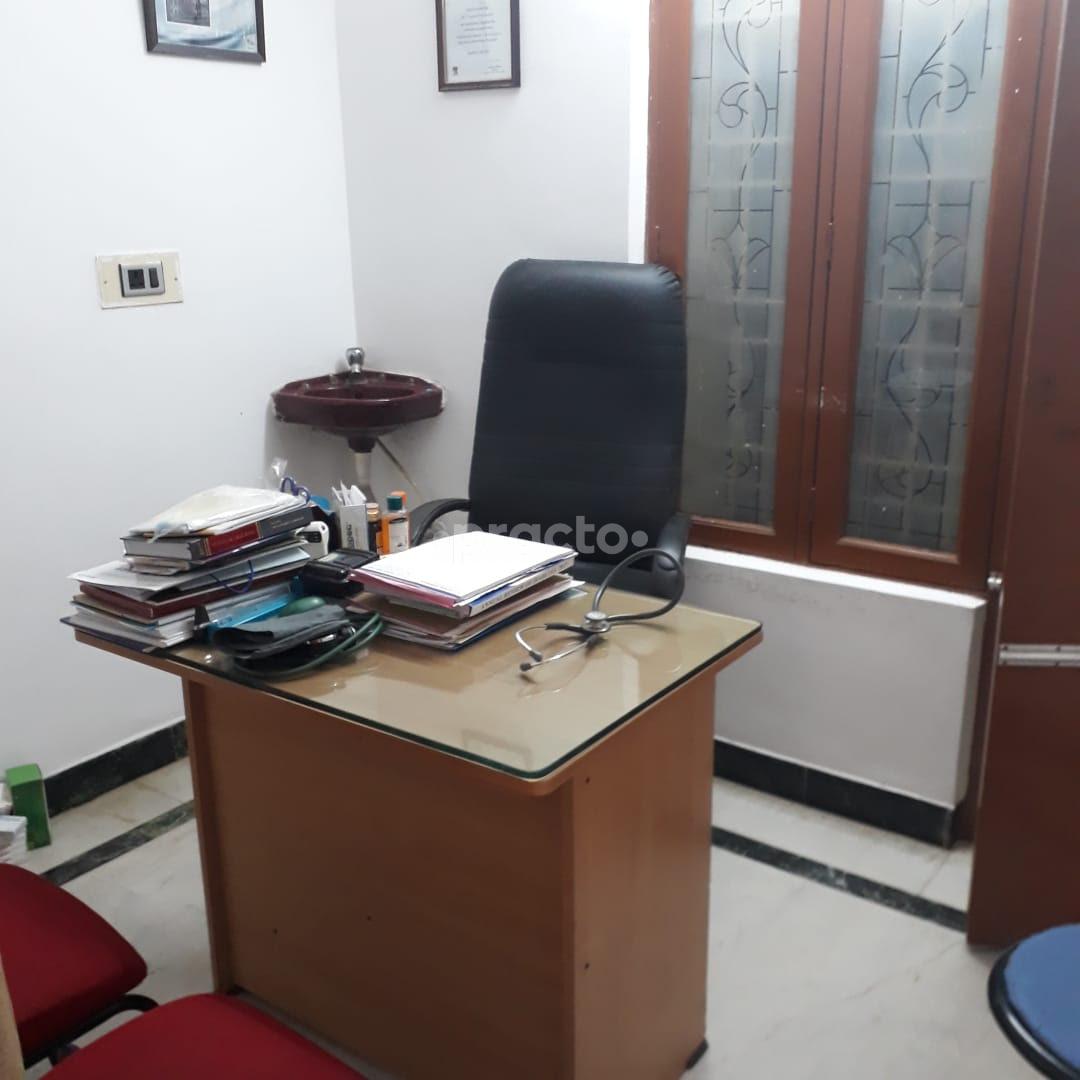 OPD/Ward at Ilakkiya Heart Clinic Anna Nagar West Chennai