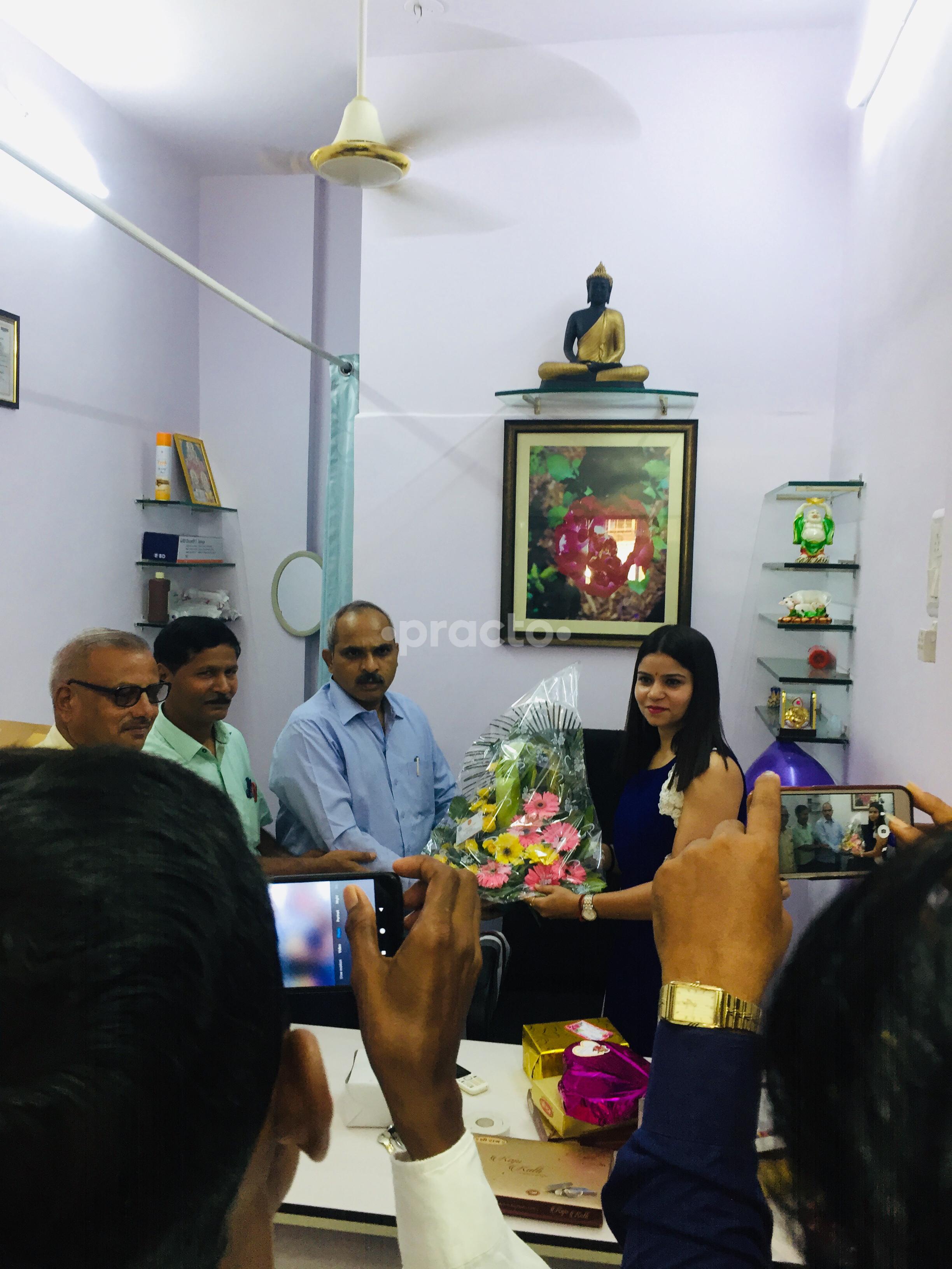 Pushpa Clinic Kandivali West Mumbai
