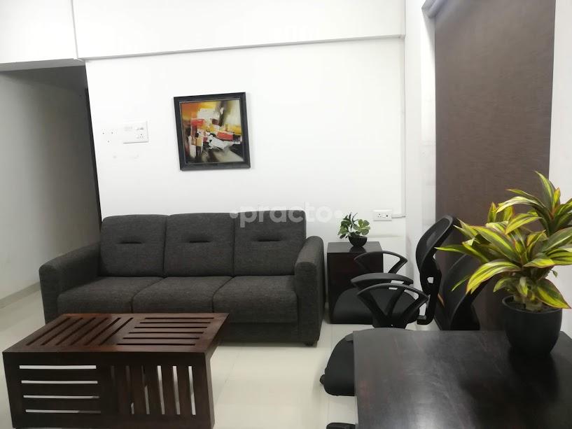 Reception at Khurd Gynaec, Endoscopy, Fertility and IVF Centre Baner Pune