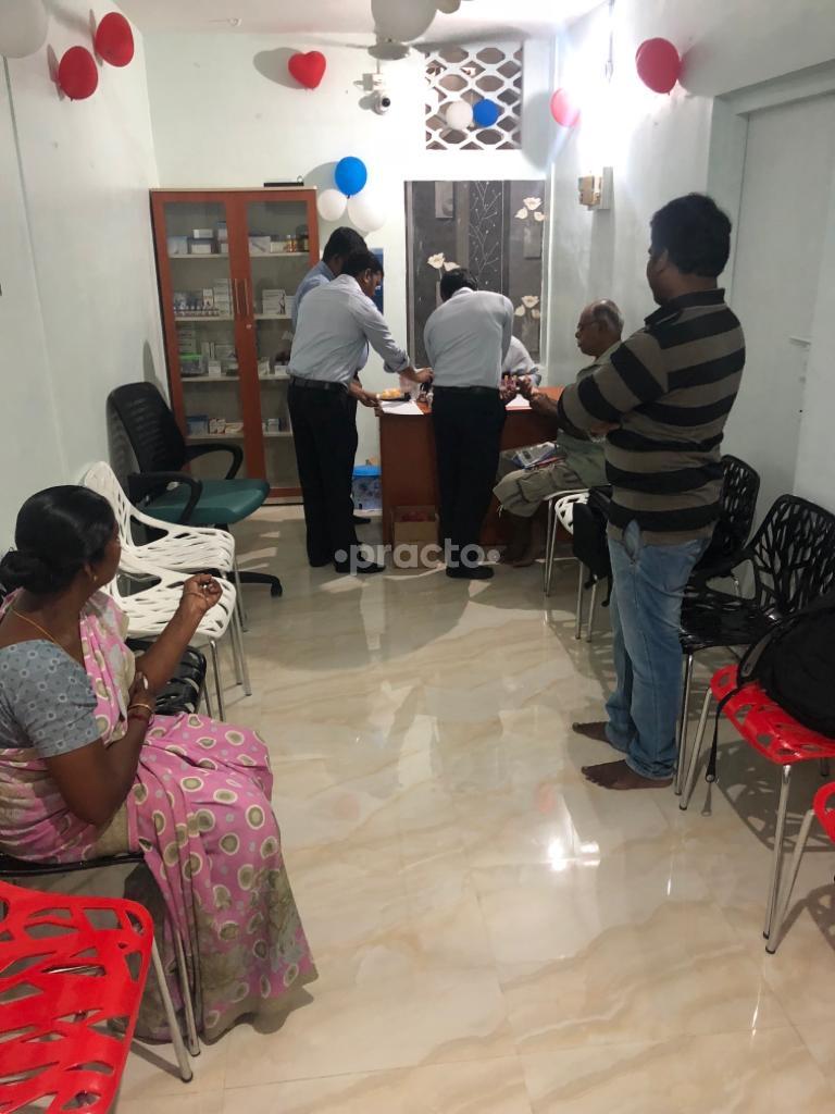 Waiting Area at Smile Health Clinic Siddhapudur Coimbatore