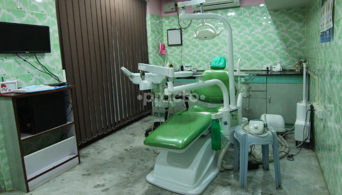 Reception at Dentaland Multispeciality Dental Clinic Poonamalle Chennai