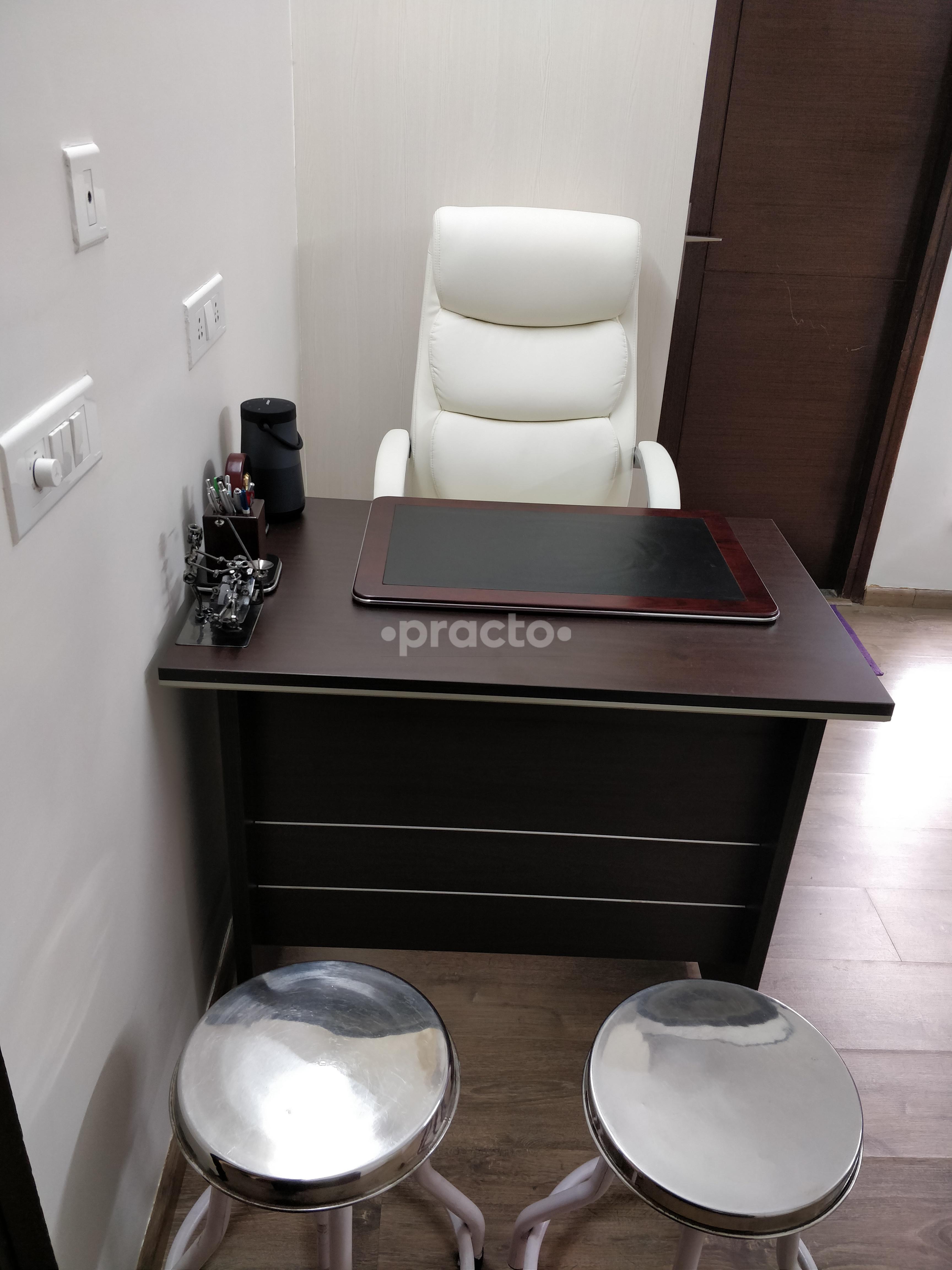 OPD/Ward at Dr Hrishikesh Agrawal's Family Dental Care Sector 121 Noida