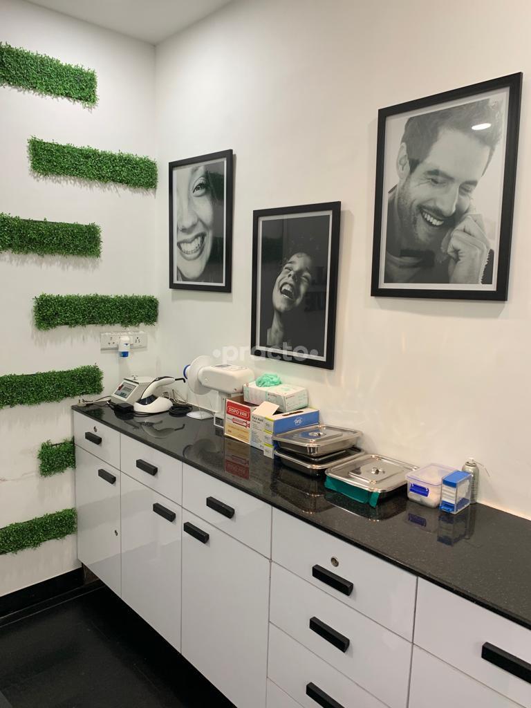 Consultation Room at Dr Shahji's Dental Clinique Ashok Nagar Kanpur