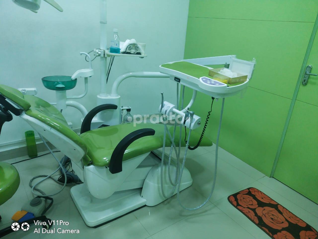 Consultation Room at Nivethika Dental Clinic Thiruvottiyur Chennai