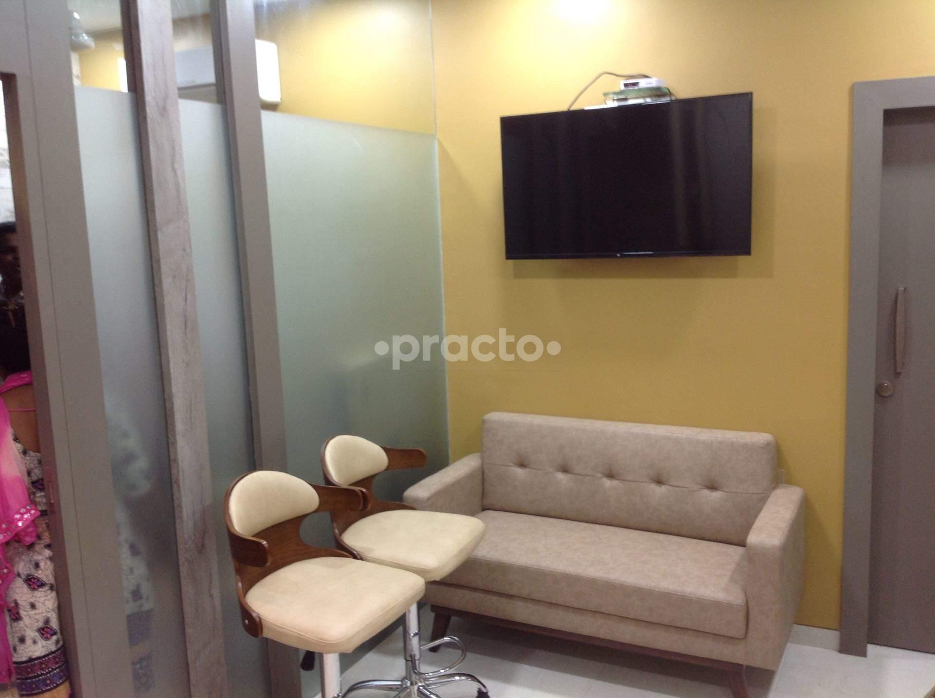 Waiting Area at ARK Imaging and Diagnostic Center Sion Mumbai