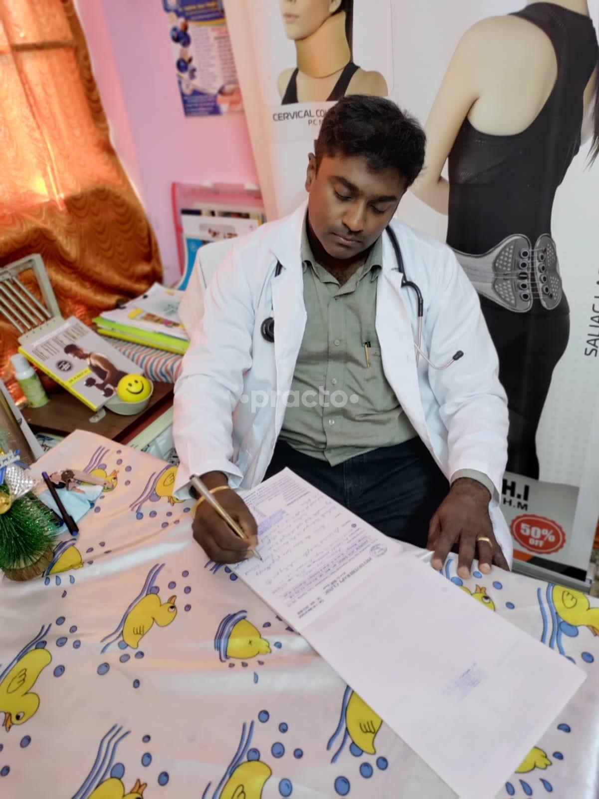 Consultation Room at Head To Heel physiotherapy Clinic ( best senior physiotherapist in Chennai) Porur Chennai