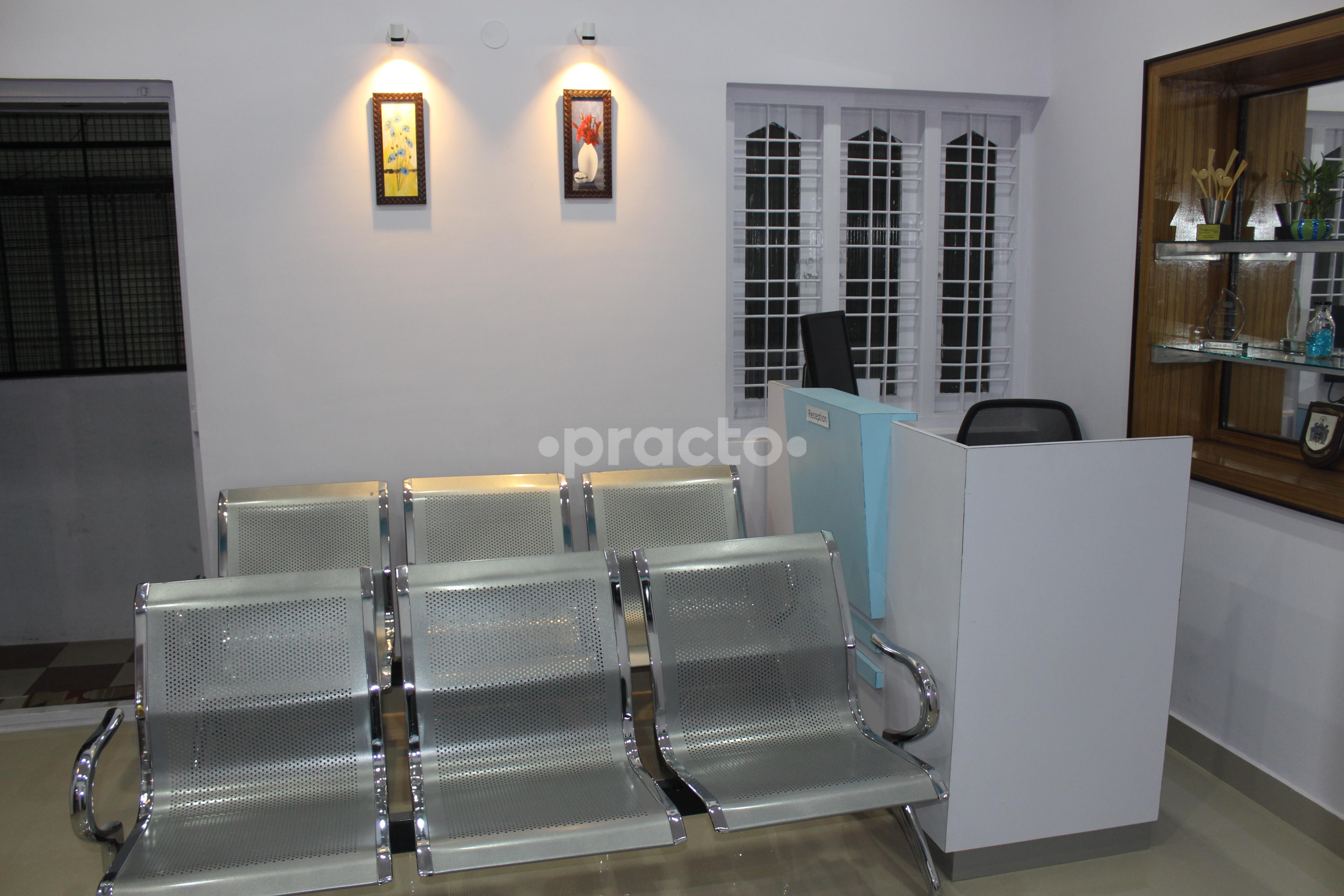 Waiting Area at Shree Orthopaedics and Fracture Clinic RT Nagar Bangalore