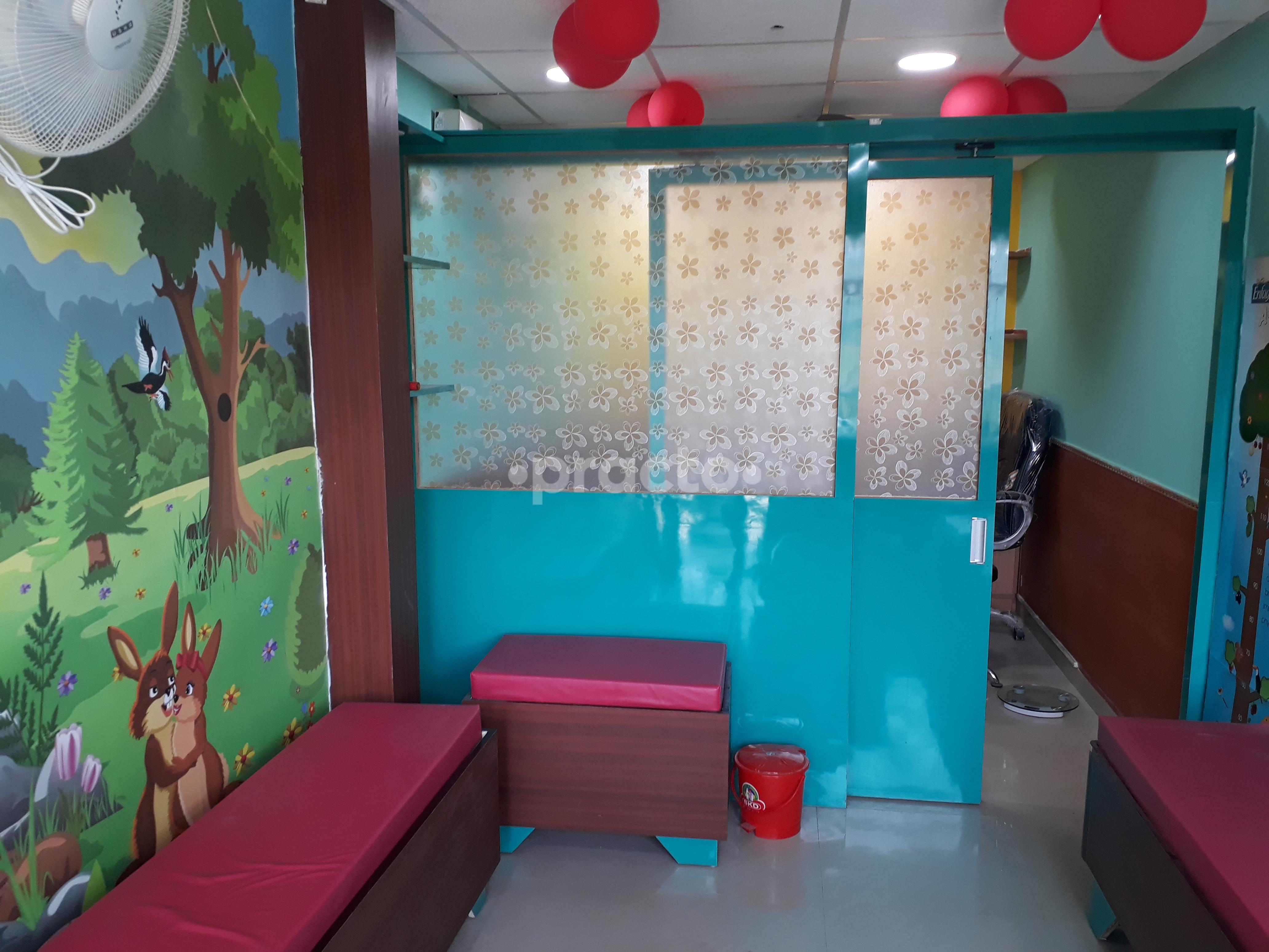 Waiting Area at Dr. Anuradha Mittal's Kidz Clinic Sector 77 Noida