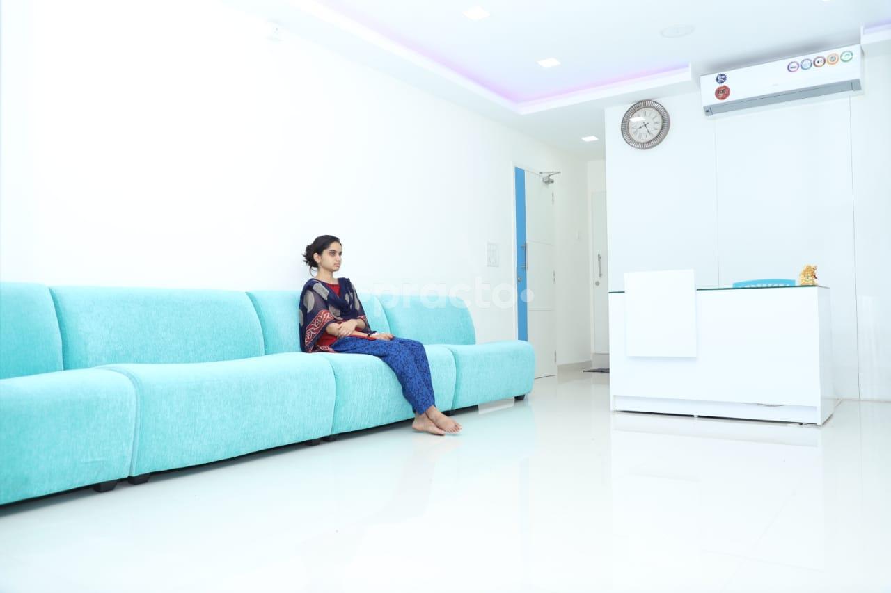 Waiting Area at Mr. & Mrs. Tooth Dental Clinic Thoraipakkam Chennai