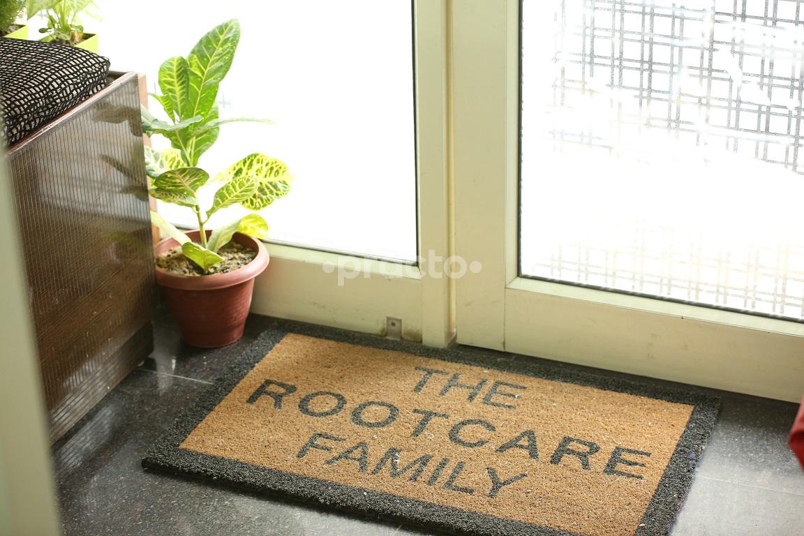 Reception at Rootcare Multispeciality Dental Clinic Krishna Nagar Delhi
