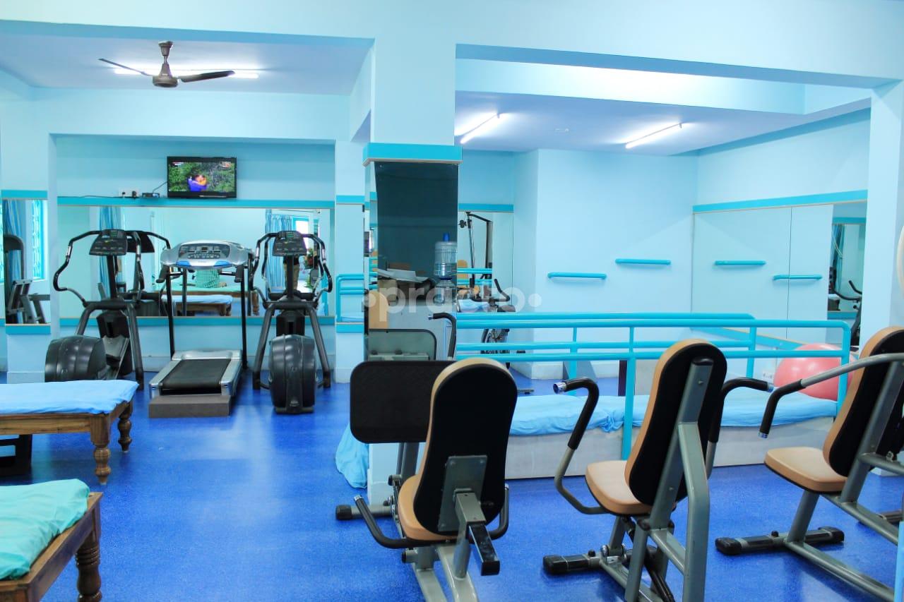 Operation Theatre at Sri Sai Ortho and Neuro Physiotherapy Clinic Mahalakshmi Layout Bangalore