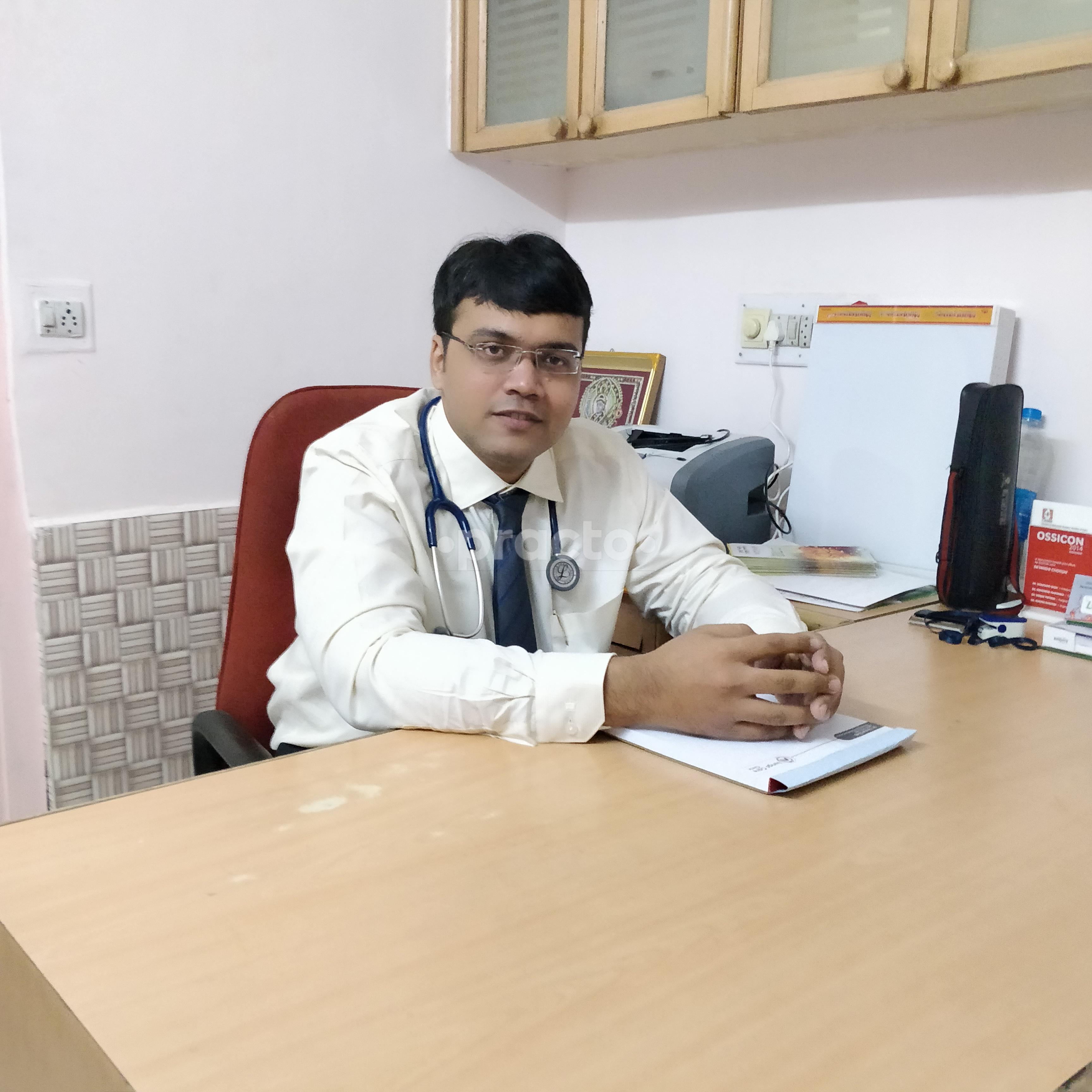 OPD/Ward at Lungs Care Clinic Paldi Ahmedabad
