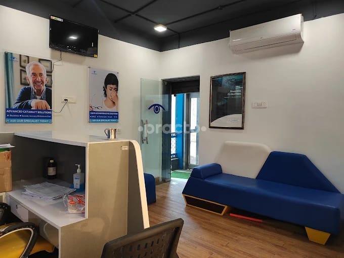 Reception Area at Eye Mantra Paschim Vihar Delhi