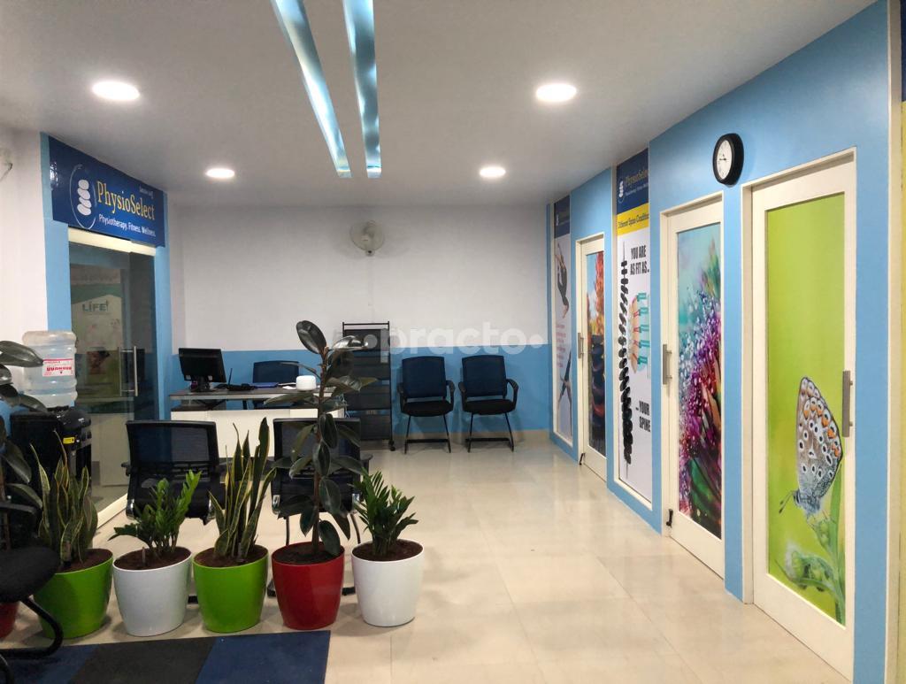 Waiting Area at PhysioSelect Madhapur Hyderabad