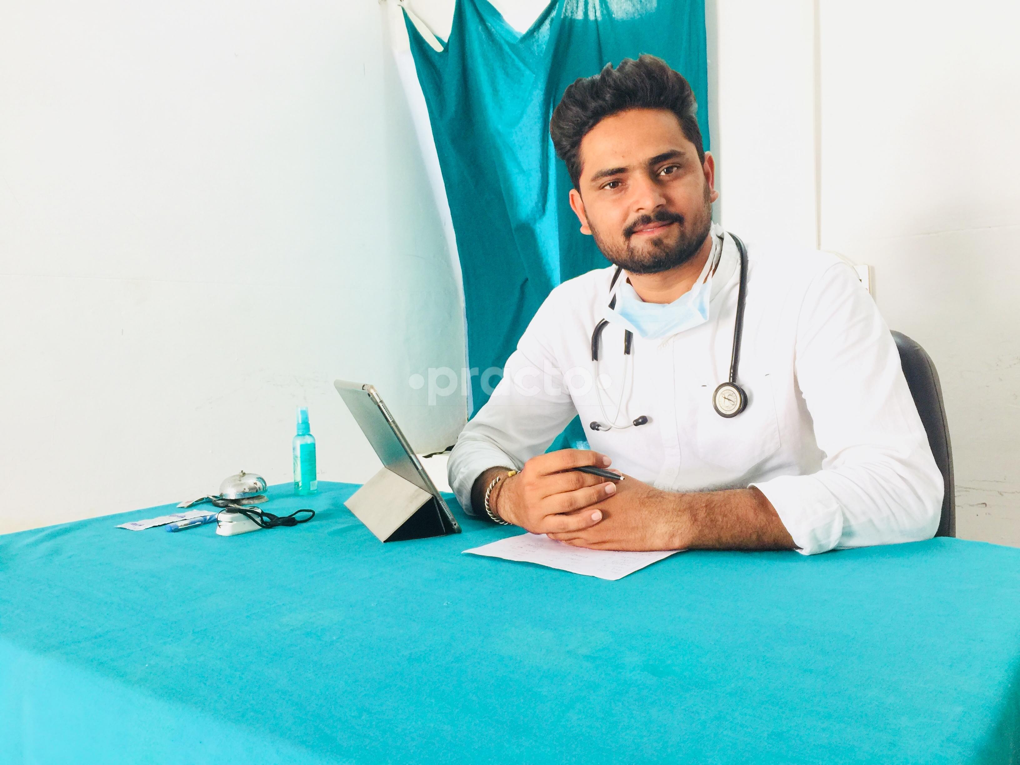 Parmeshwari Clinic Gautam Nagar Delhi