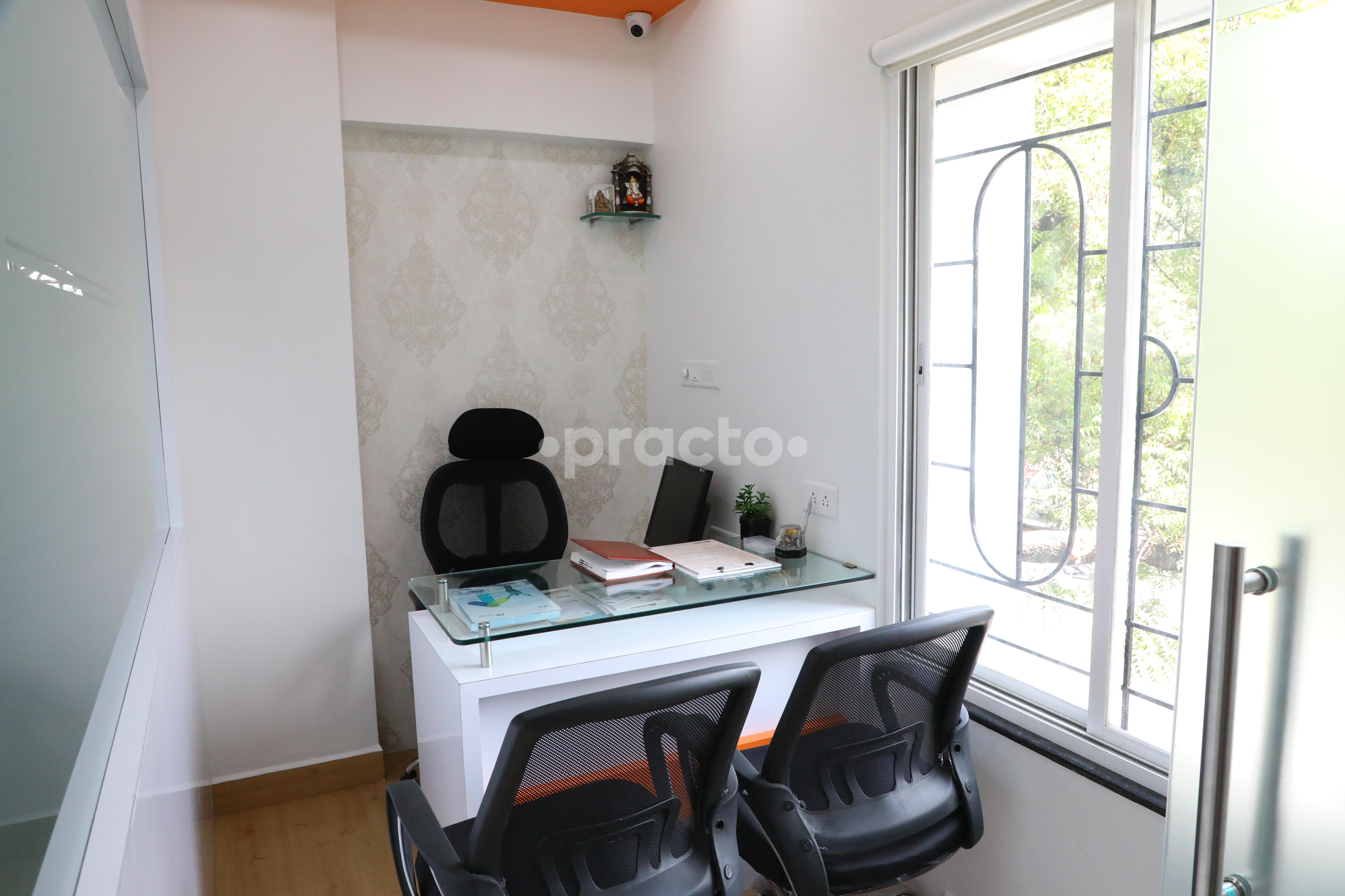 OPD/Ward at Perfect Smile Dental Clinic Kothrud Pune