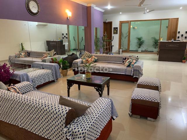 Reception at Matritva Clinic Gurgaon Sector 49 Gurgaon
