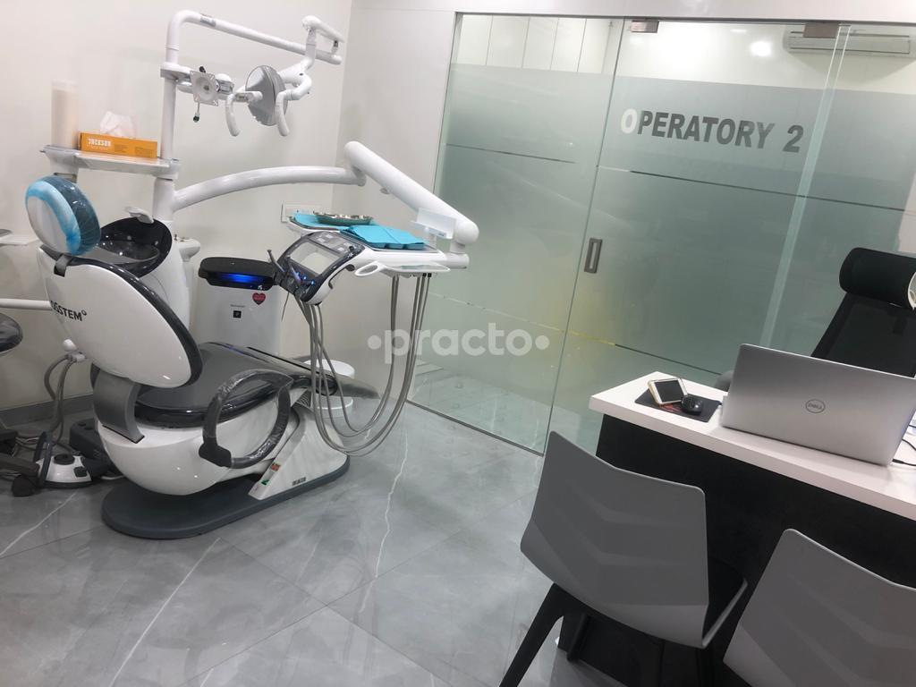 Consultation Room at The Smile Spa Vileparle West Mumbai
