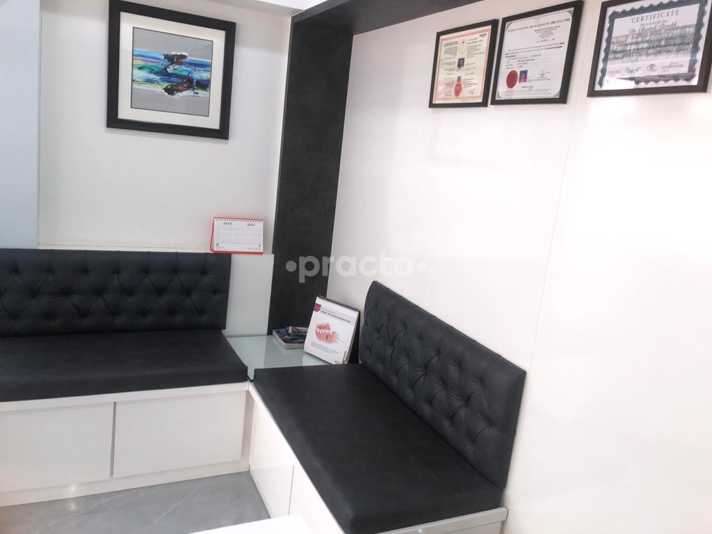 Reception Area at The Smile Spa Vileparle West Mumbai
