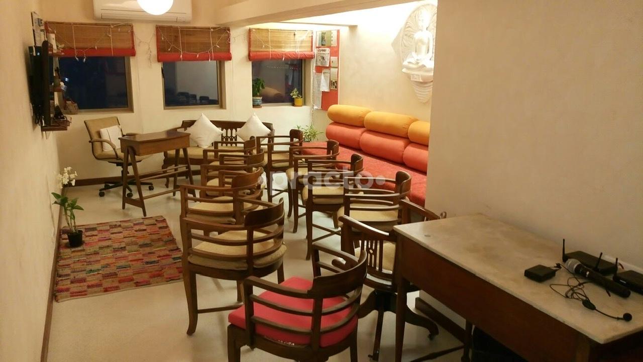 Waiting Area at ShradhdhaCures Kasturba Road Bangalore