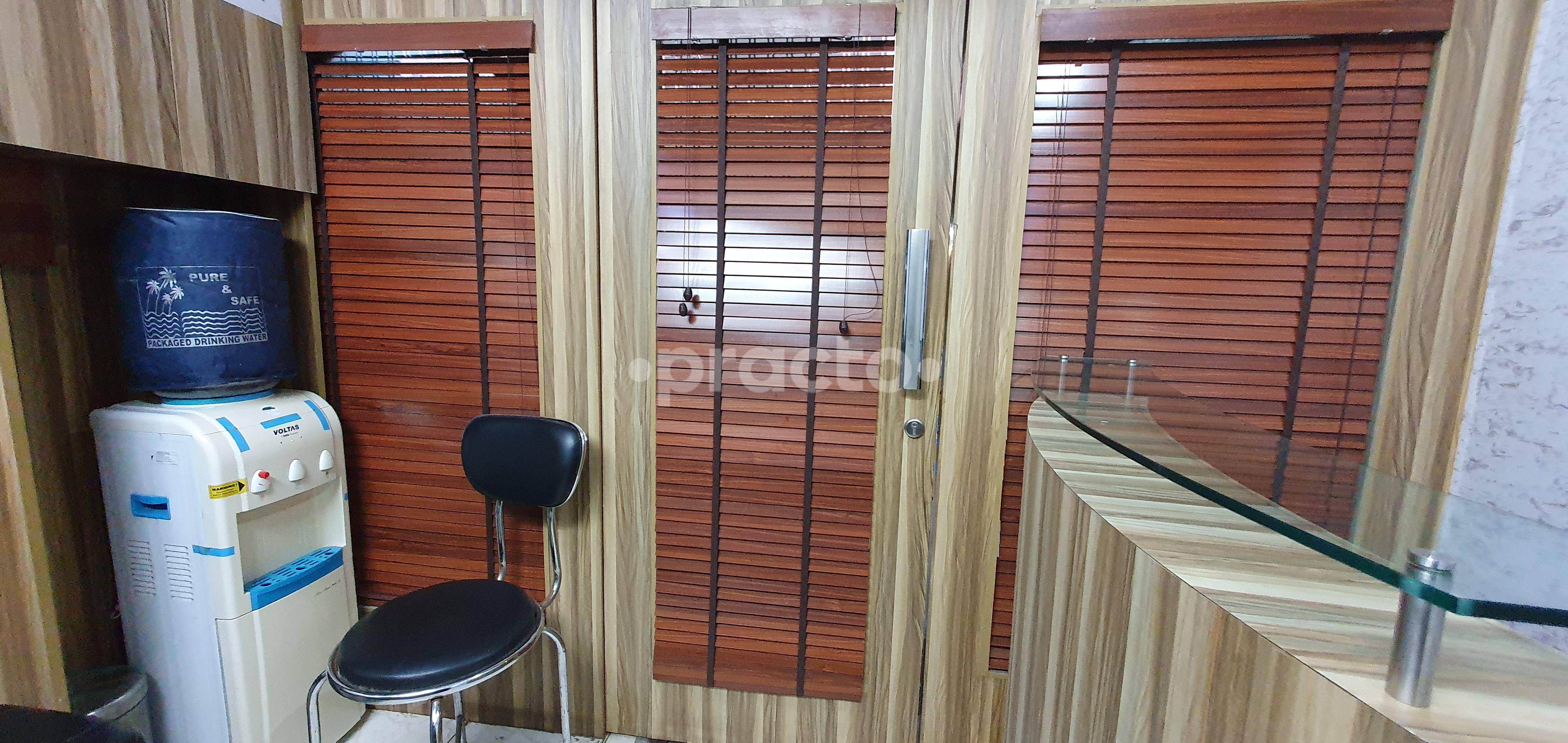 Reception Area at Clinique La Mom Et Baby Gurgaon Sector 49 Gurgaon