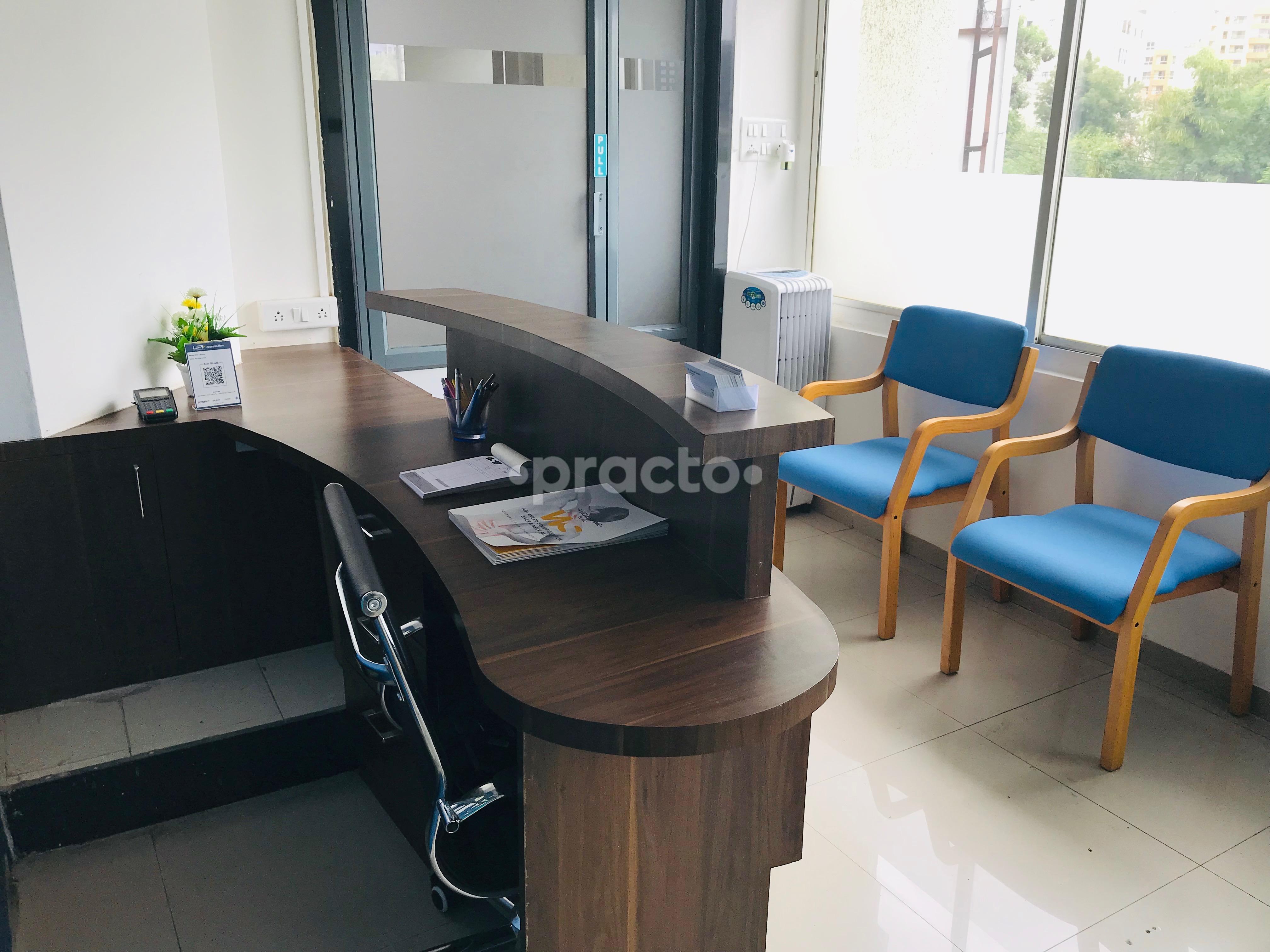 Waiting Area at WellSpine Kalyani Nagar Pune