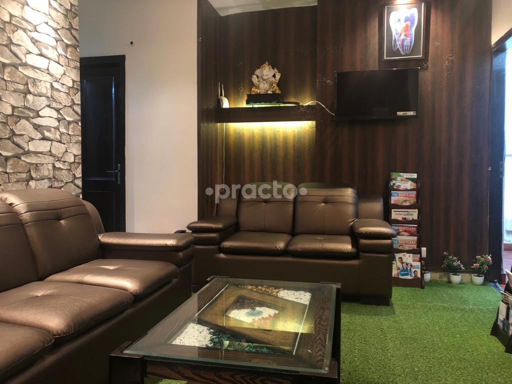 Entrance at Teeth Heaven Multispeciality Dental Clinic Old Rajendra Nagar Delhi