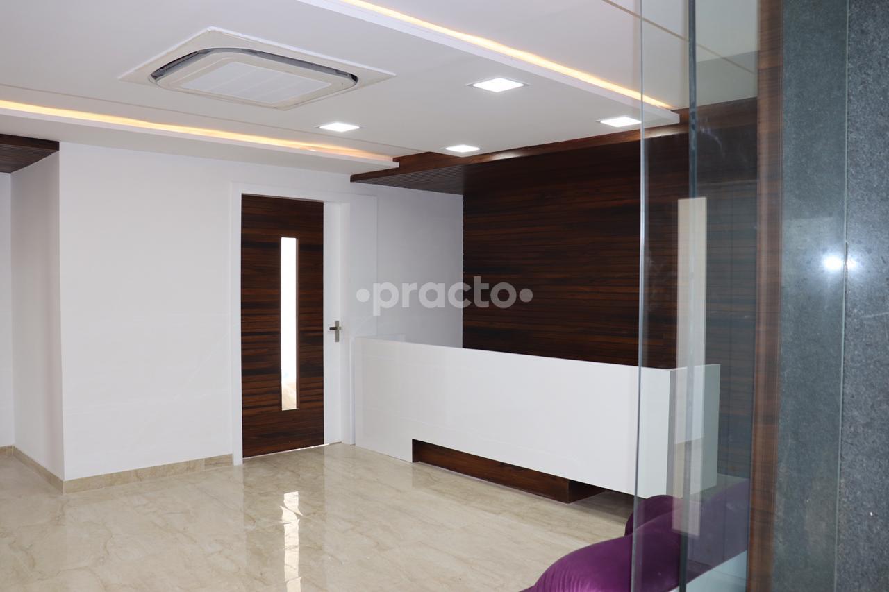 Reception at Clio Eye Care Gurgaon Sector 47 Gurgaon