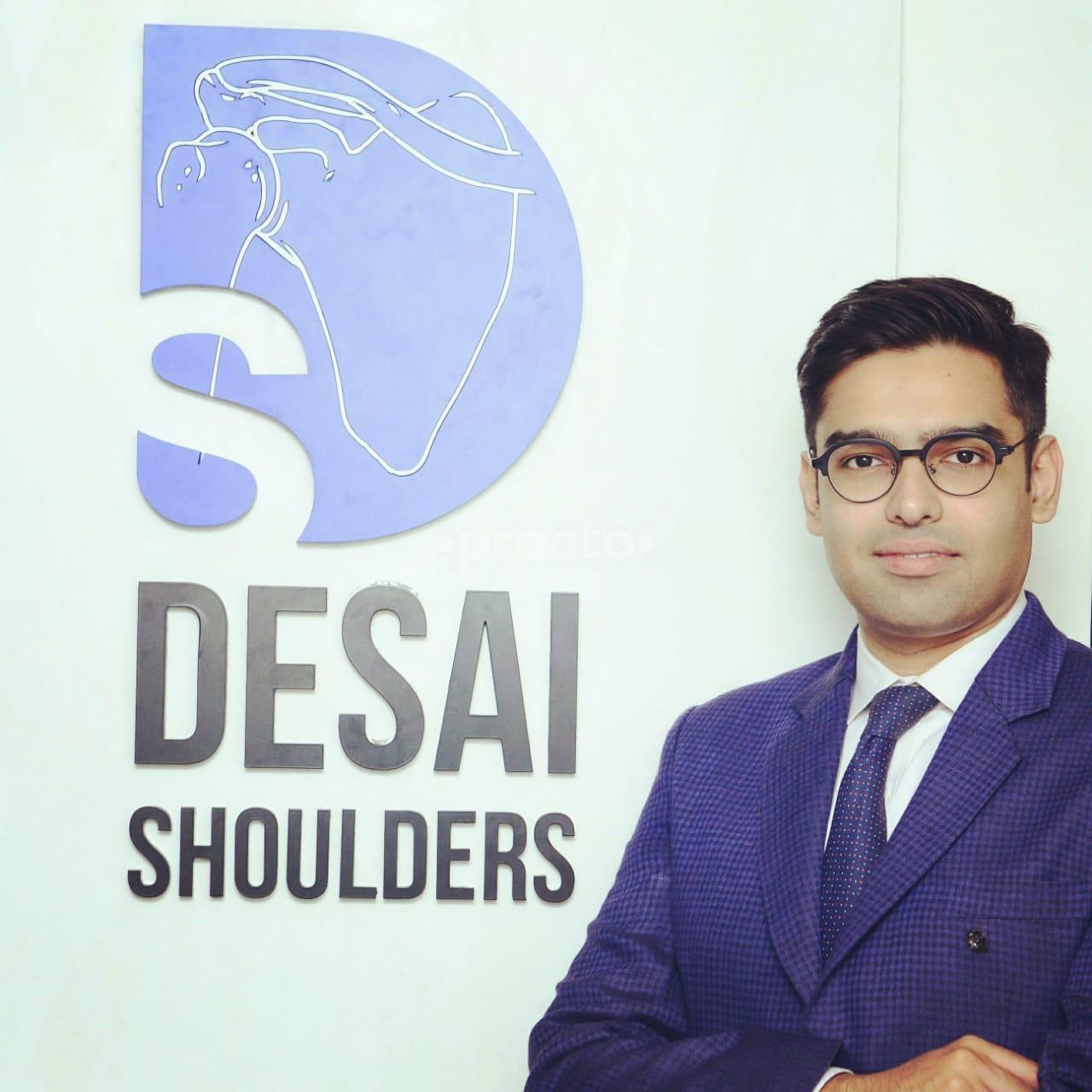Entrance at Desai Shoulders Chinchpokli Mumbai