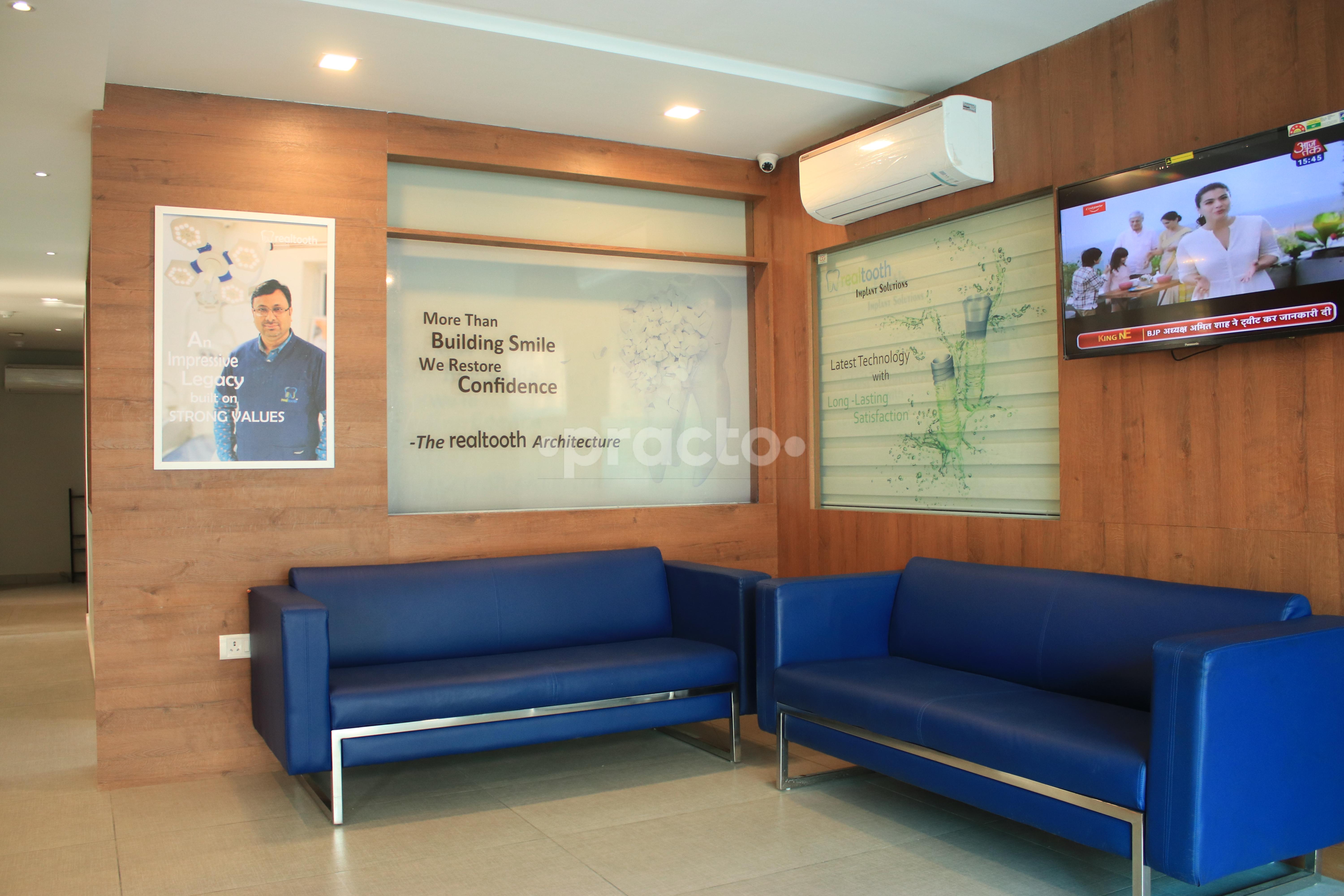 Waiting Area at Realtooth Dental Clinic Gomtinagar Lucknow