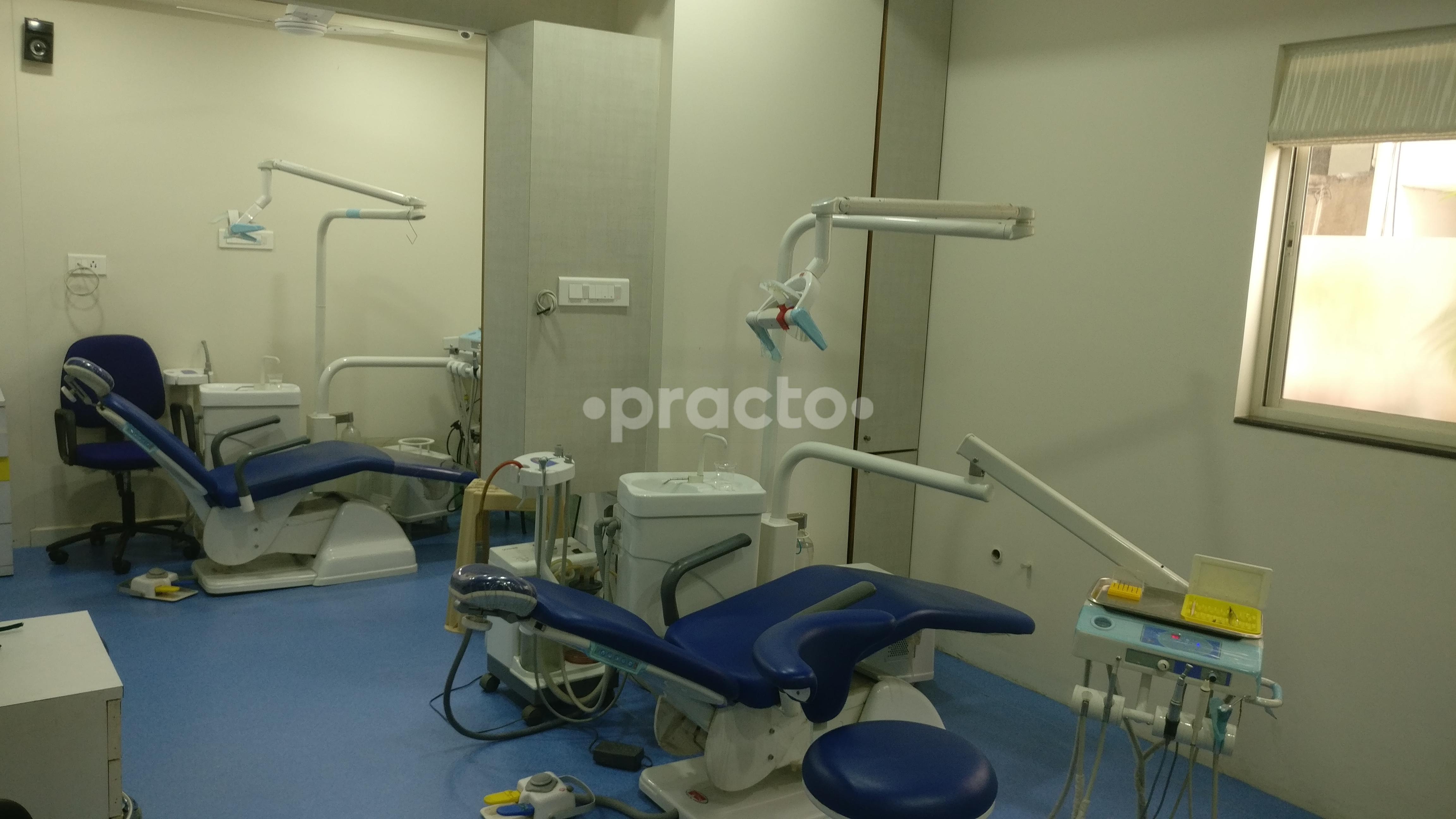 Services at Dr Sanjog Chandak MDS Dental Implant and Smile Specialist Dhantoli Nagpur