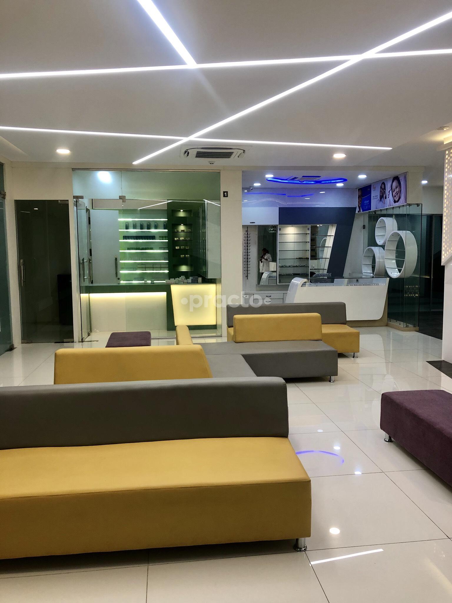 Entrance at Aakash Eye Clinic & Laser Centre Viman Nagar Pune