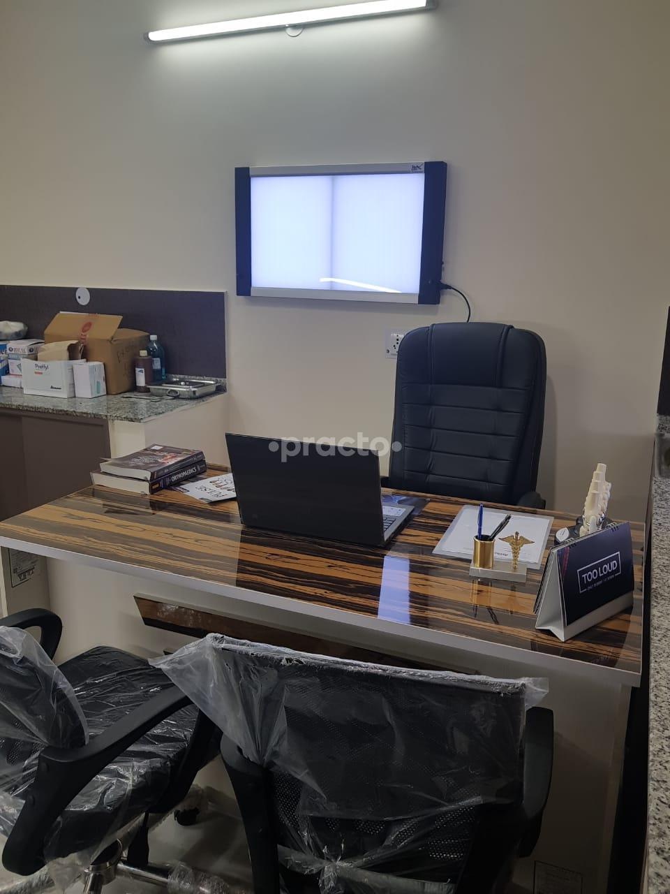 Arthrocare Clinic Sector 104 Noida