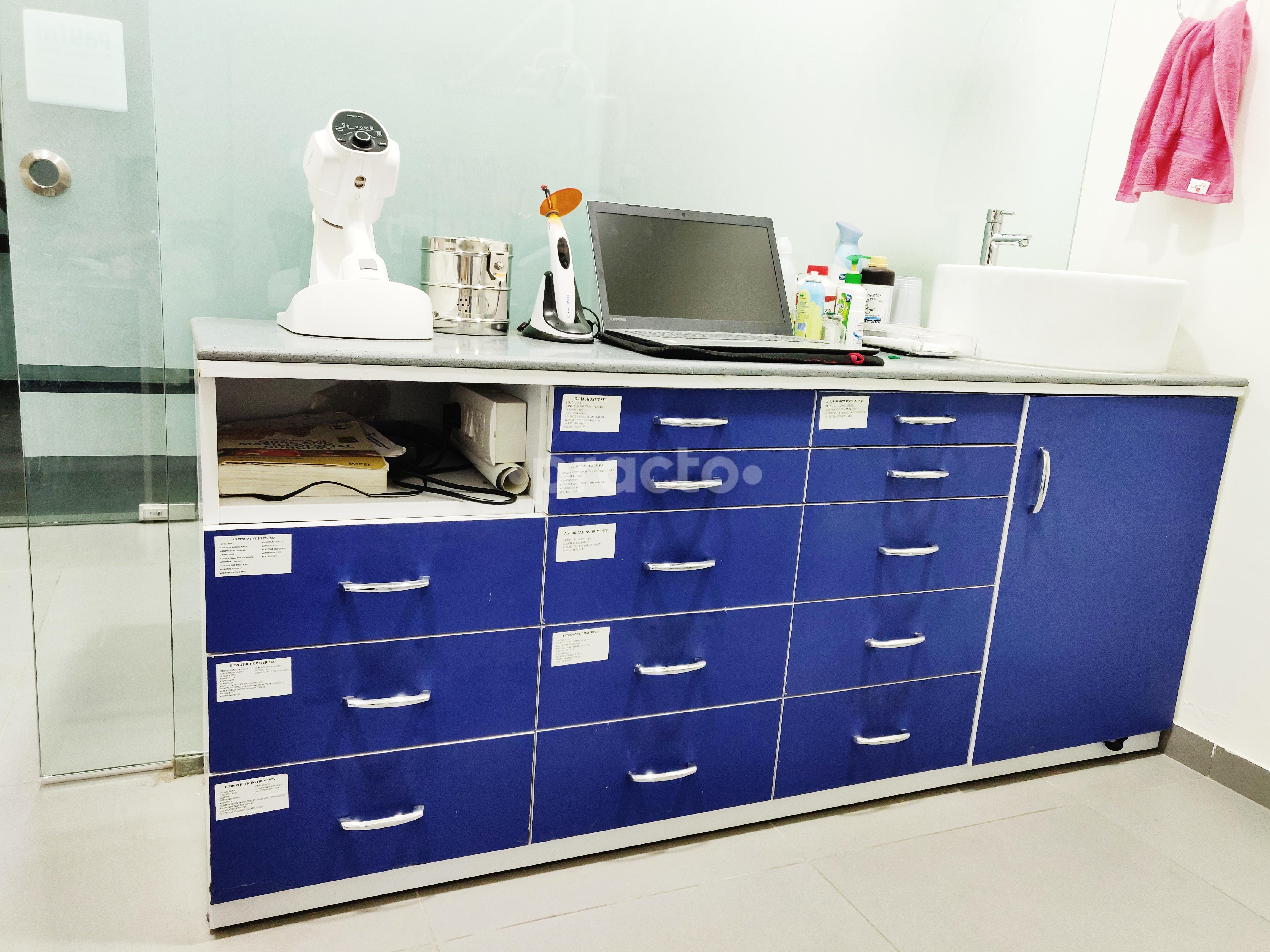 Services at Zenith Dental Care Sector 37 Noida