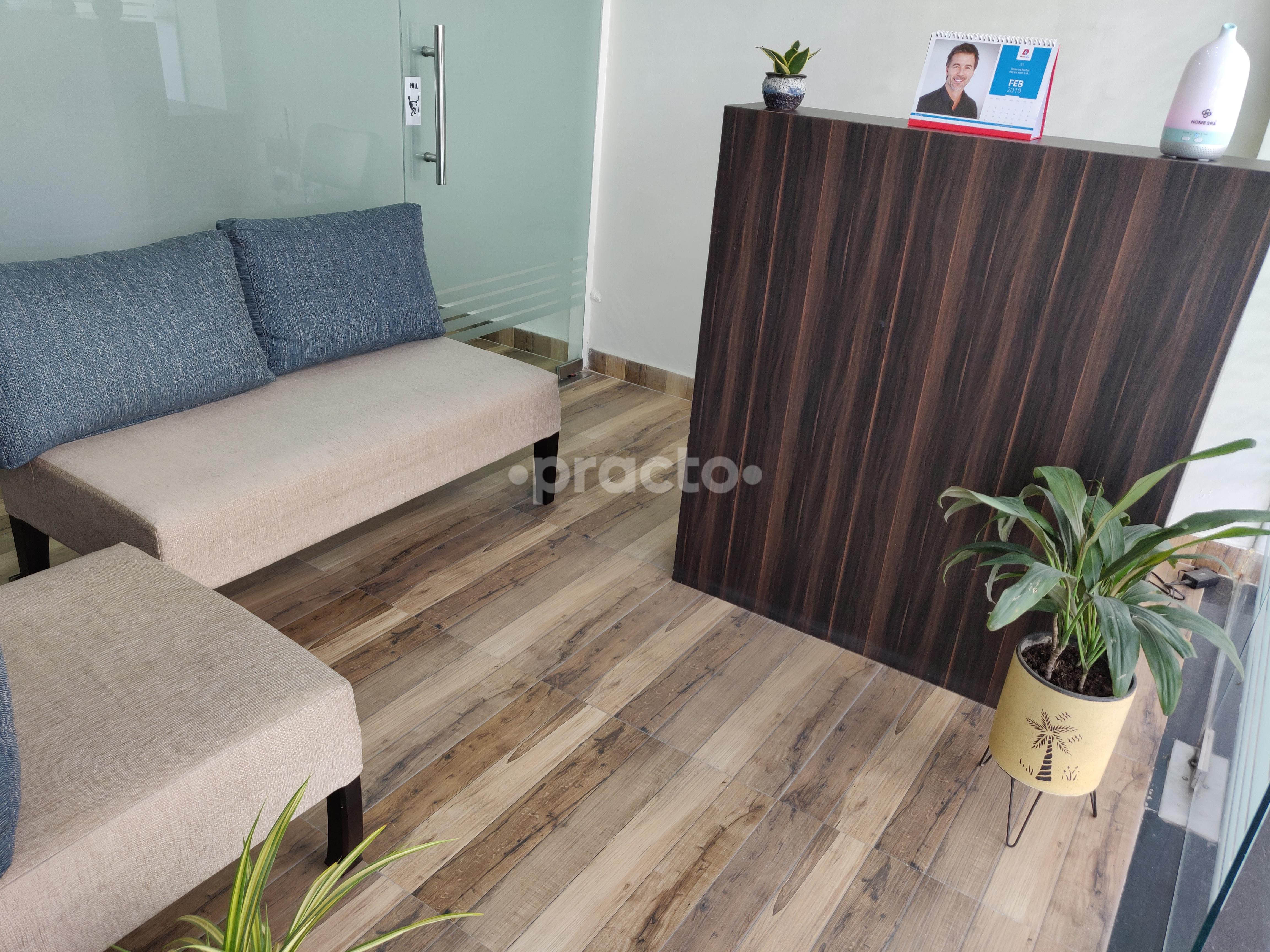 Reception at Restore Dental Gurgaon Sector 66 Gurgaon