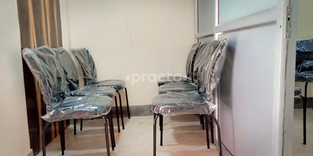 Waiting Area at Amazing Smiles Girish Park Kolkata