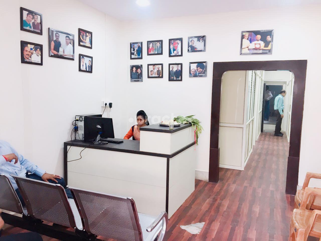 Acharya Manish Ji Ayurveda Centre Laldarwaja Surat