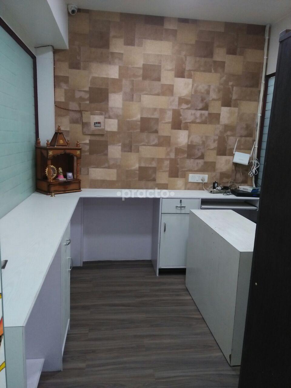 Acharya Manish Ji Ayurveda Centre Pitampura Delhi