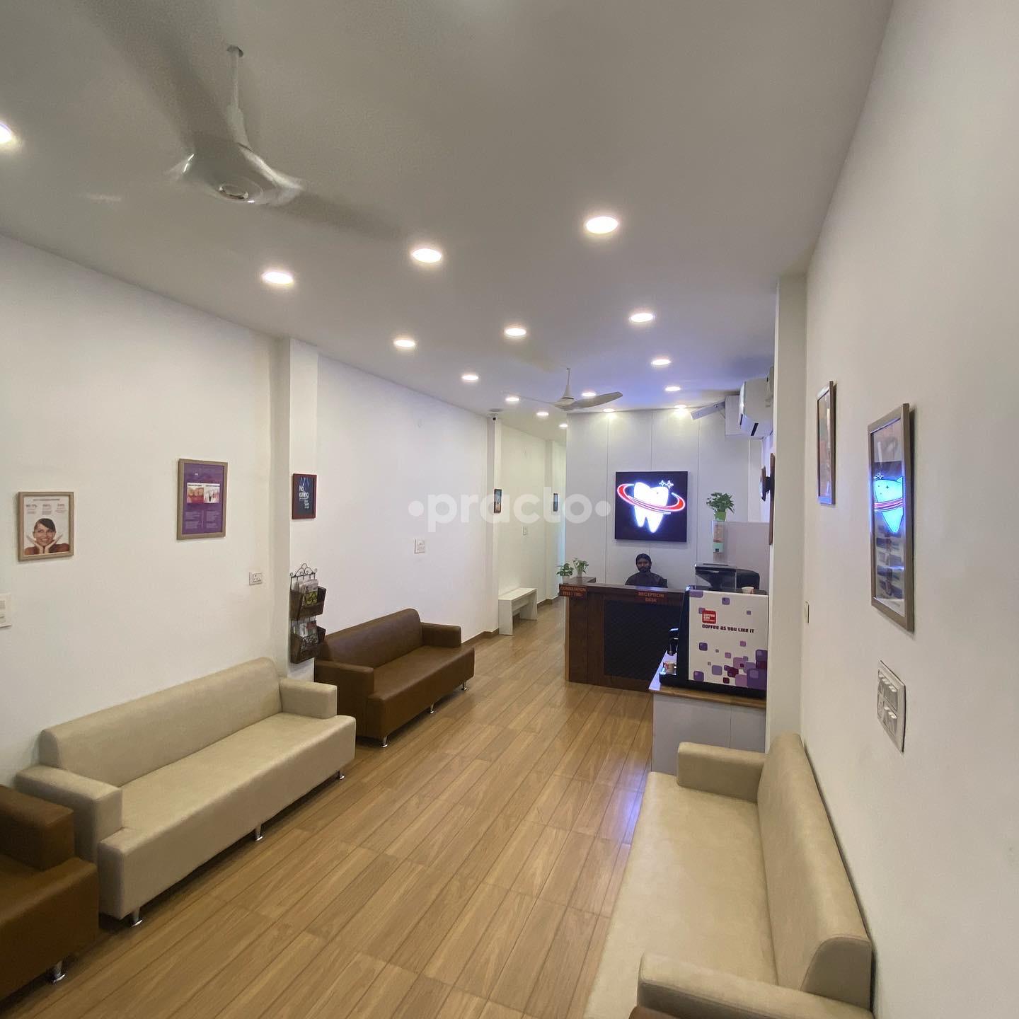 Waiting Area at Citymax Dental Clinic Narela Delhi