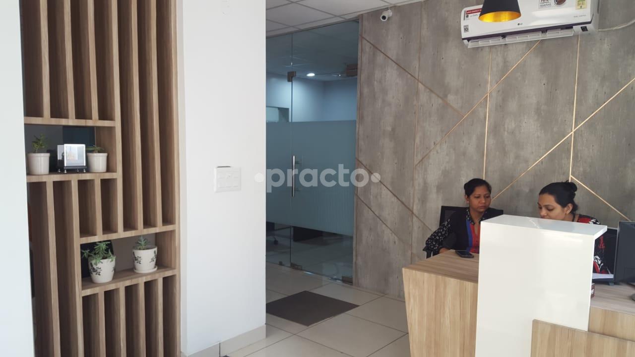 Reception at Namokar Eye & Oculoplasty Centre Ashok Vihar Delhi
