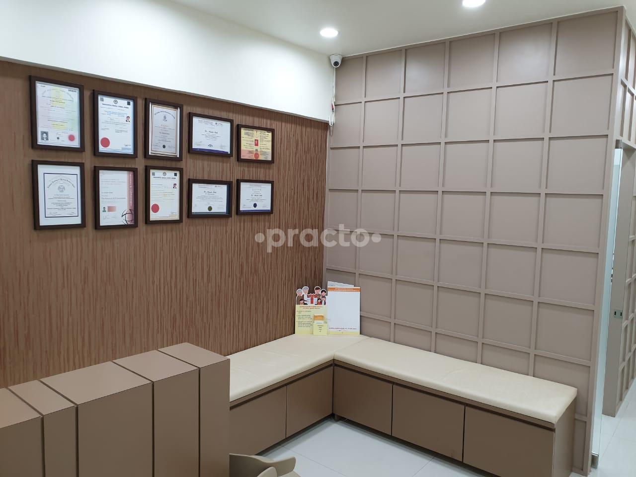 Waiting Area at Radiancce Eye Care Centre Gokhale Road Thane