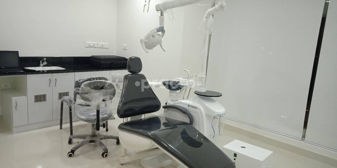 Examination Room at The Shree's Dental Clinic Semmancheri Chennai