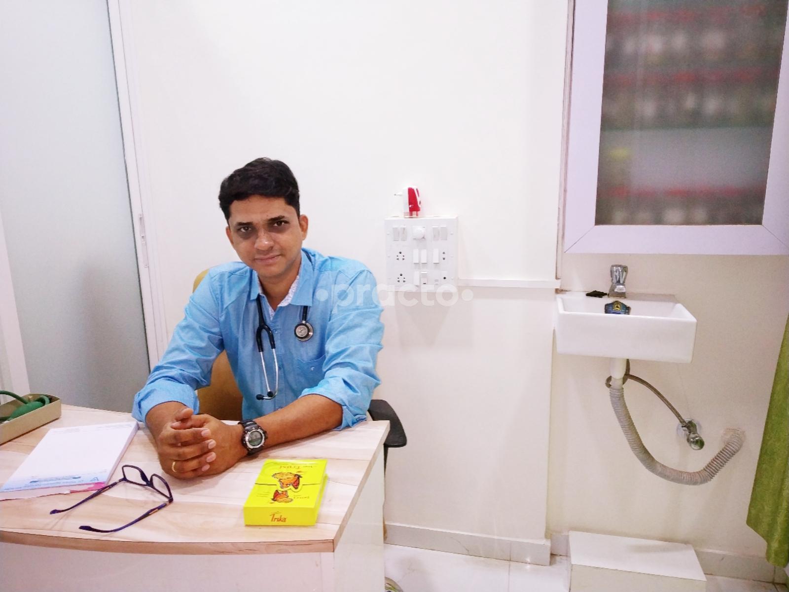 Consultation Room at Dr Vishant Narvekar's Clinic Kandivali West Mumbai