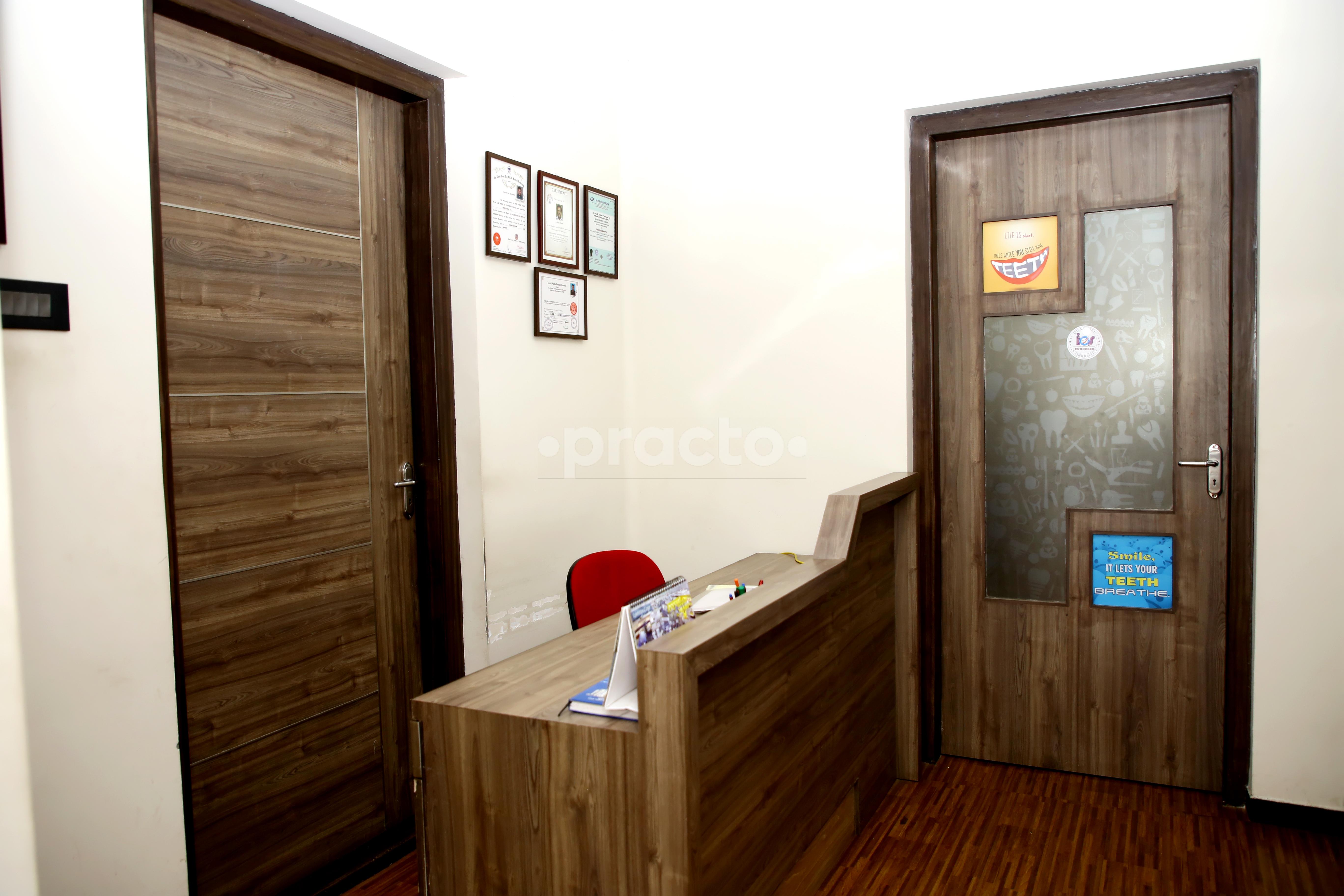 Reception at Arasu Dental Care R.S. Puram Coimbatore