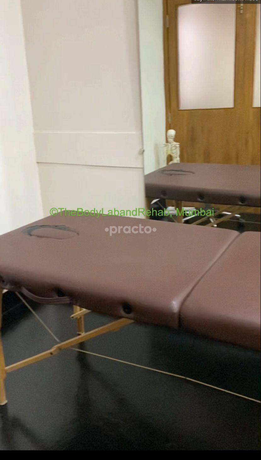 Consultation Room at The Body Lab And Rehab Prabhadevi Mumbai