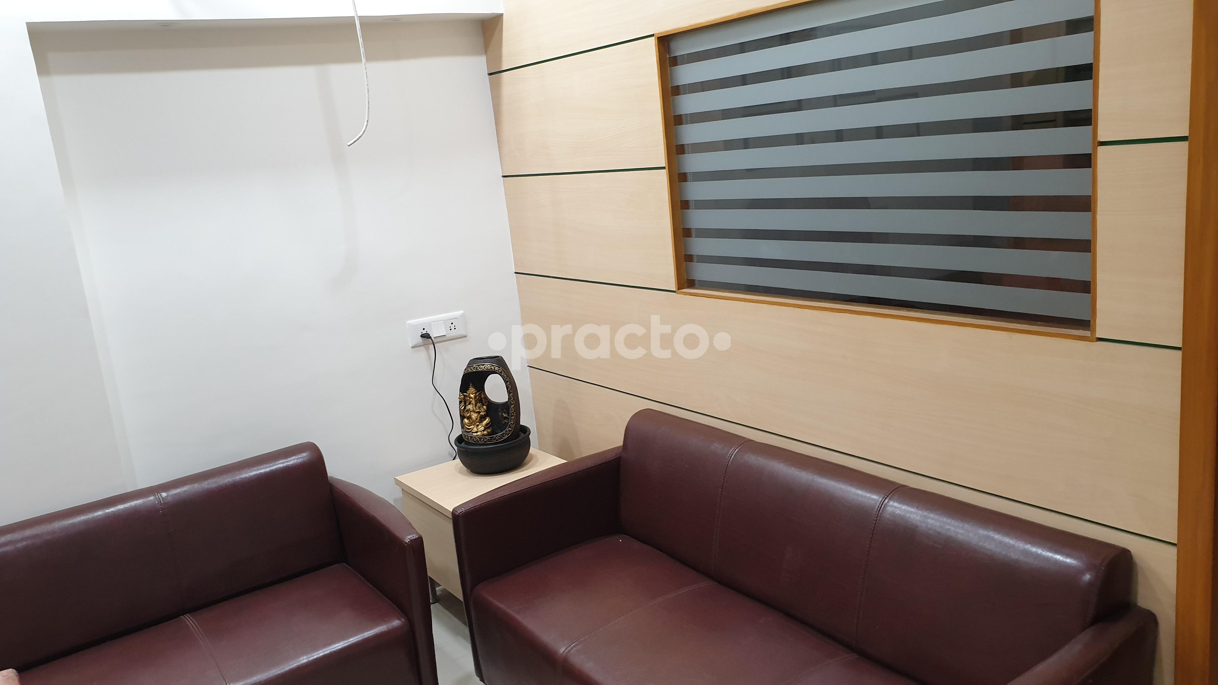 Waiting Area at Dr Maneesha Singh Clinic Indirapuram Ghaziabad