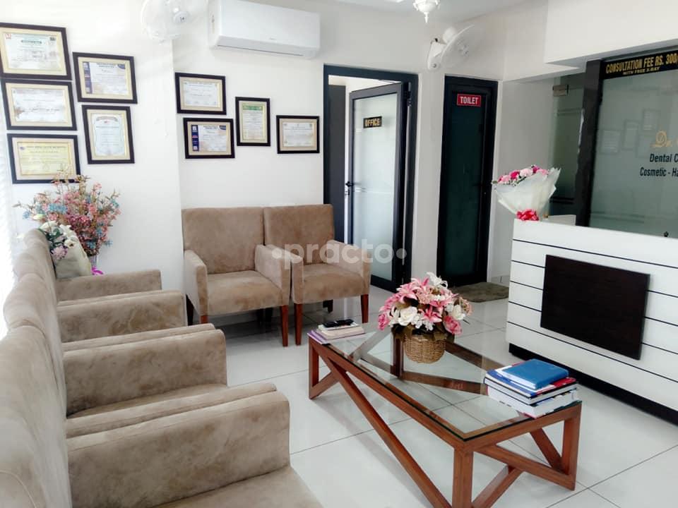 Reception at Dr. Bindra Dental Clinic, Implants,Hair Transplant. Rajguru Nagar Ludhiana